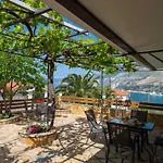 Panos Fisherman's Zóla